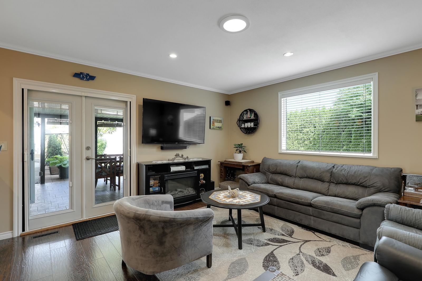 Listing Image 14