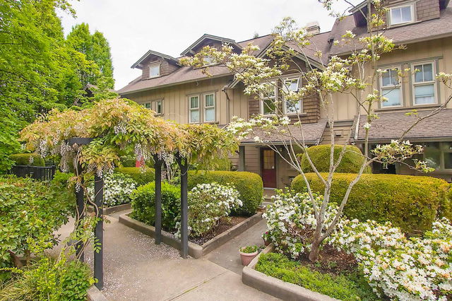 234 - 18 Jack Mahony Place