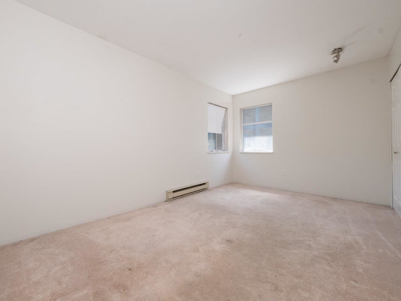 Listing Image 28