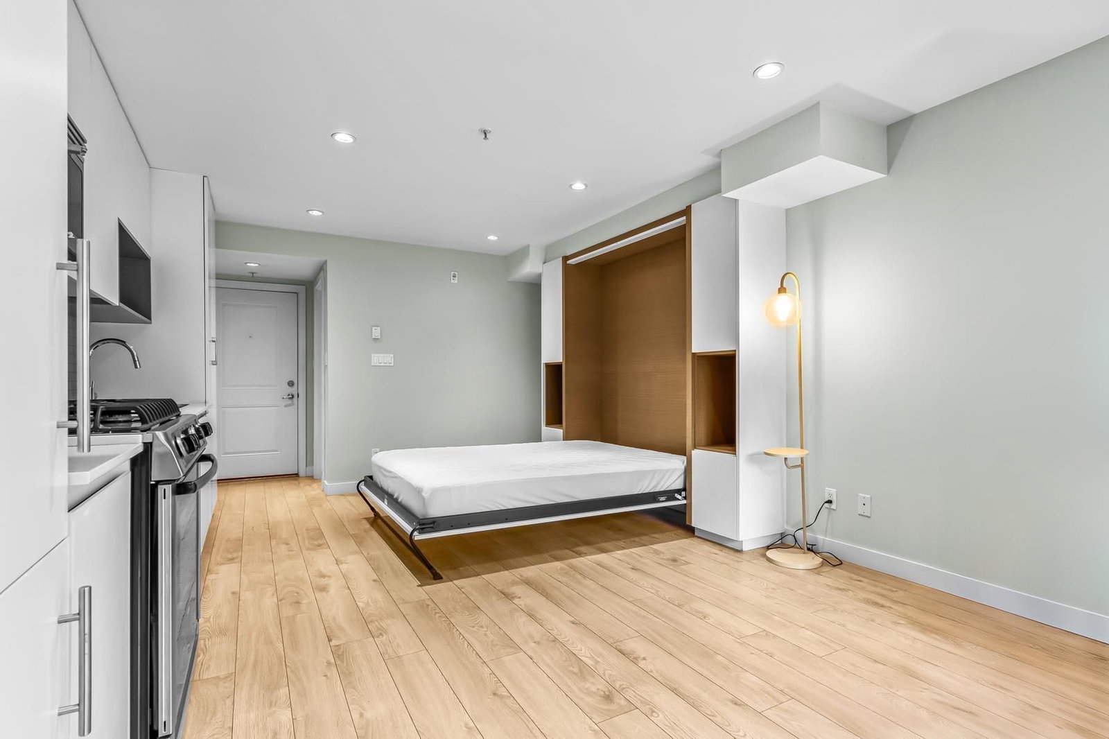Listing Image 15