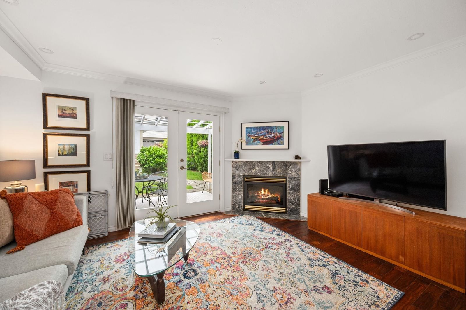 Listing Image 8