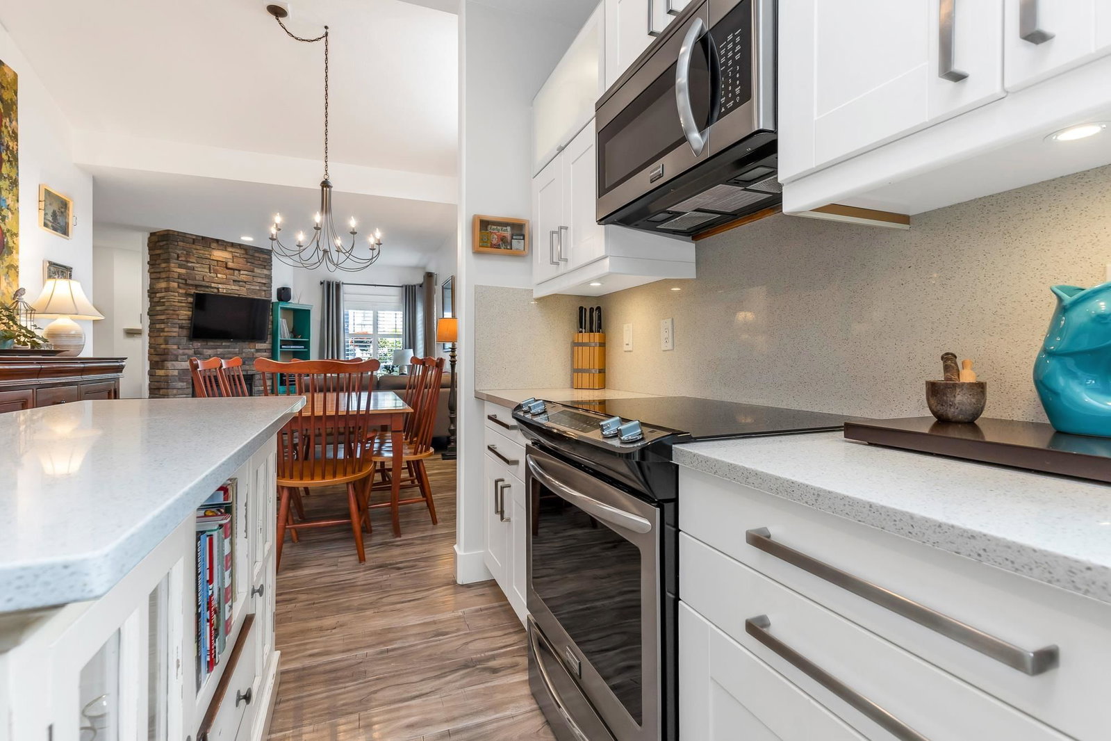 Listing Image 13