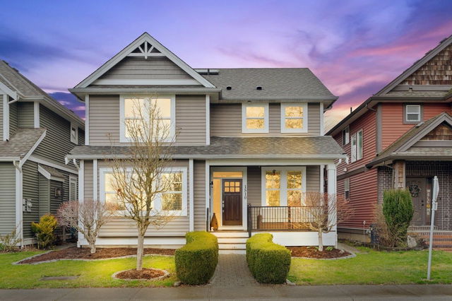 1510 Mackay Crescent