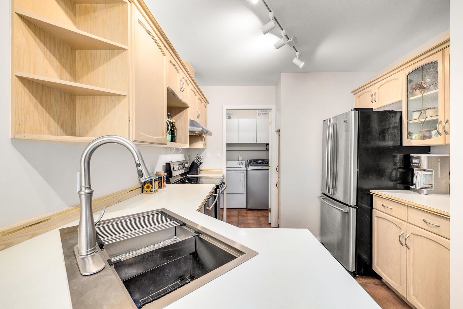 Listing Image 13