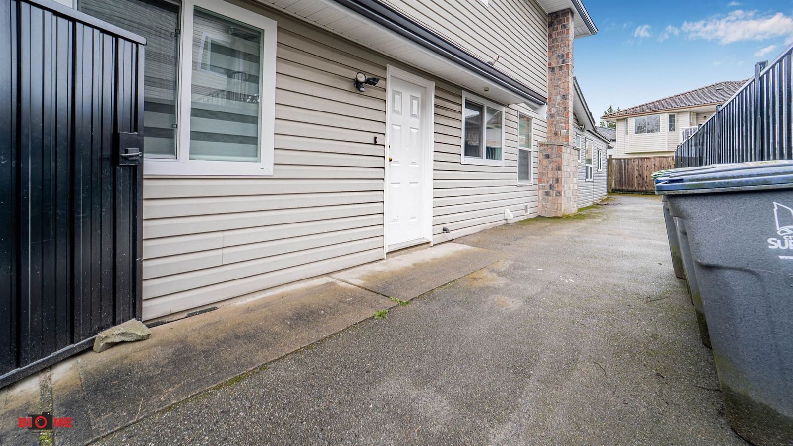 Listing Image 30