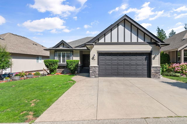 24 - 45957 Sherwood Drive