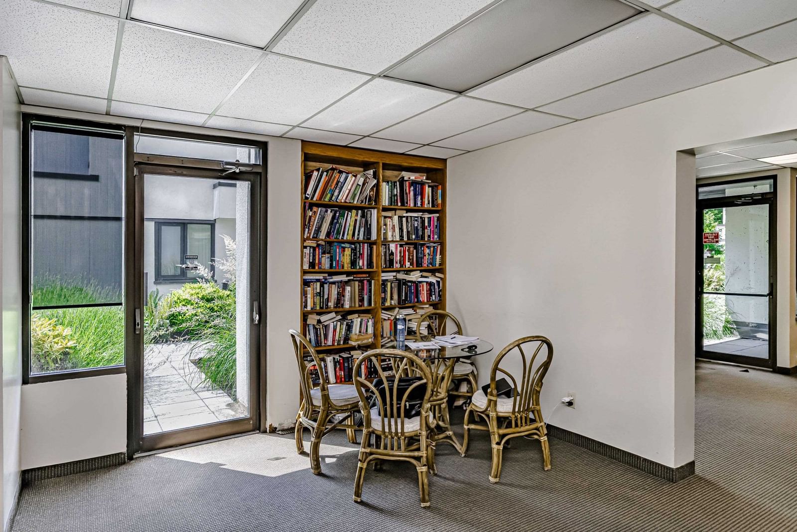 Listing Image 21