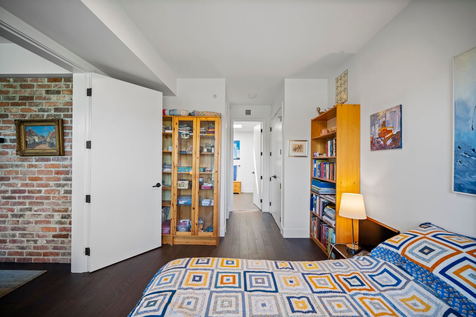 Listing Image 13