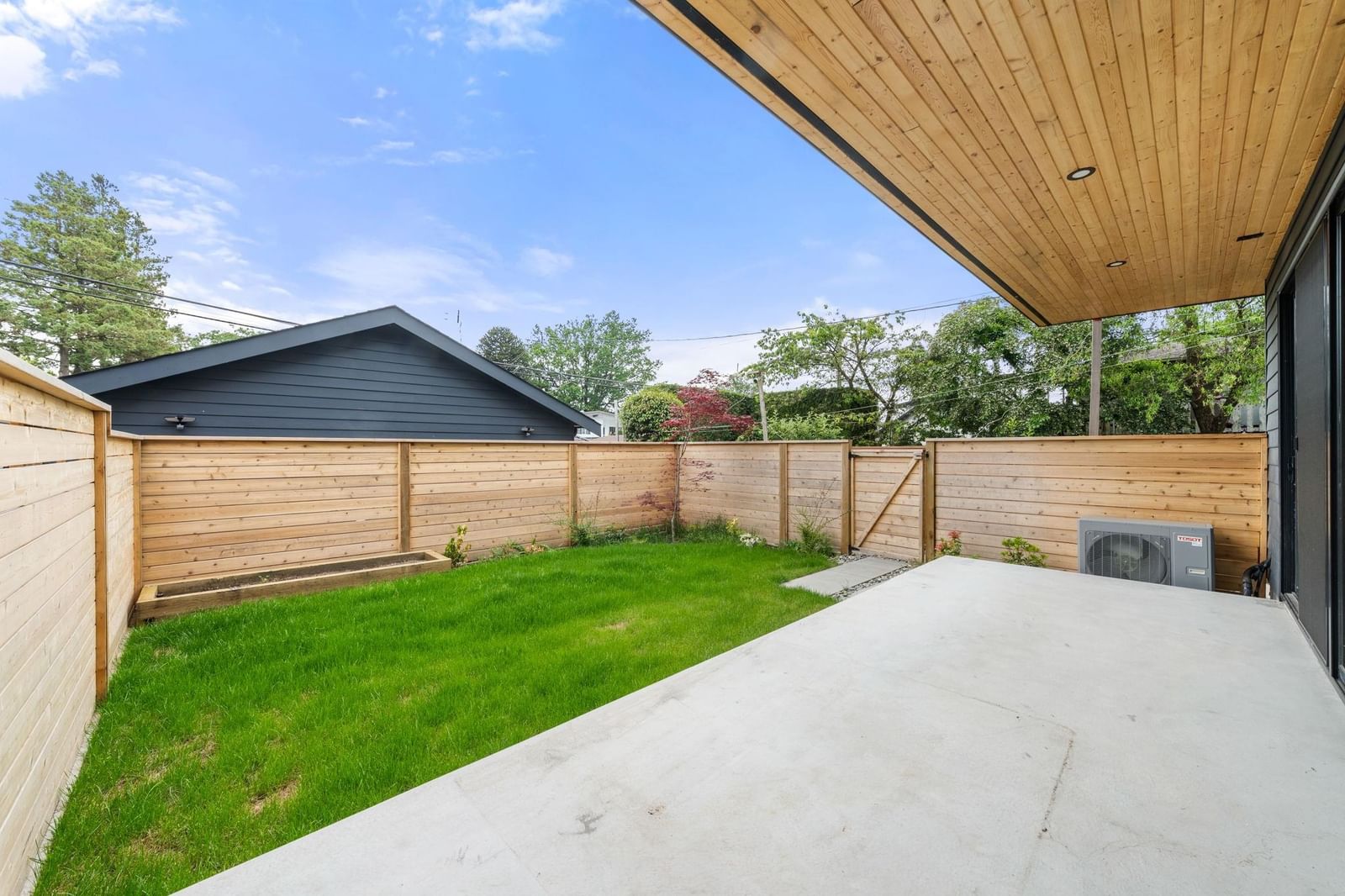 Listing Image 37