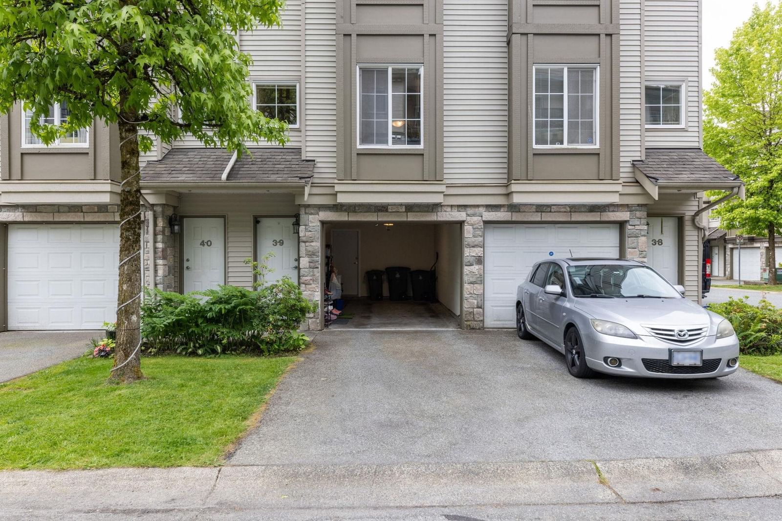 Listing Image 31