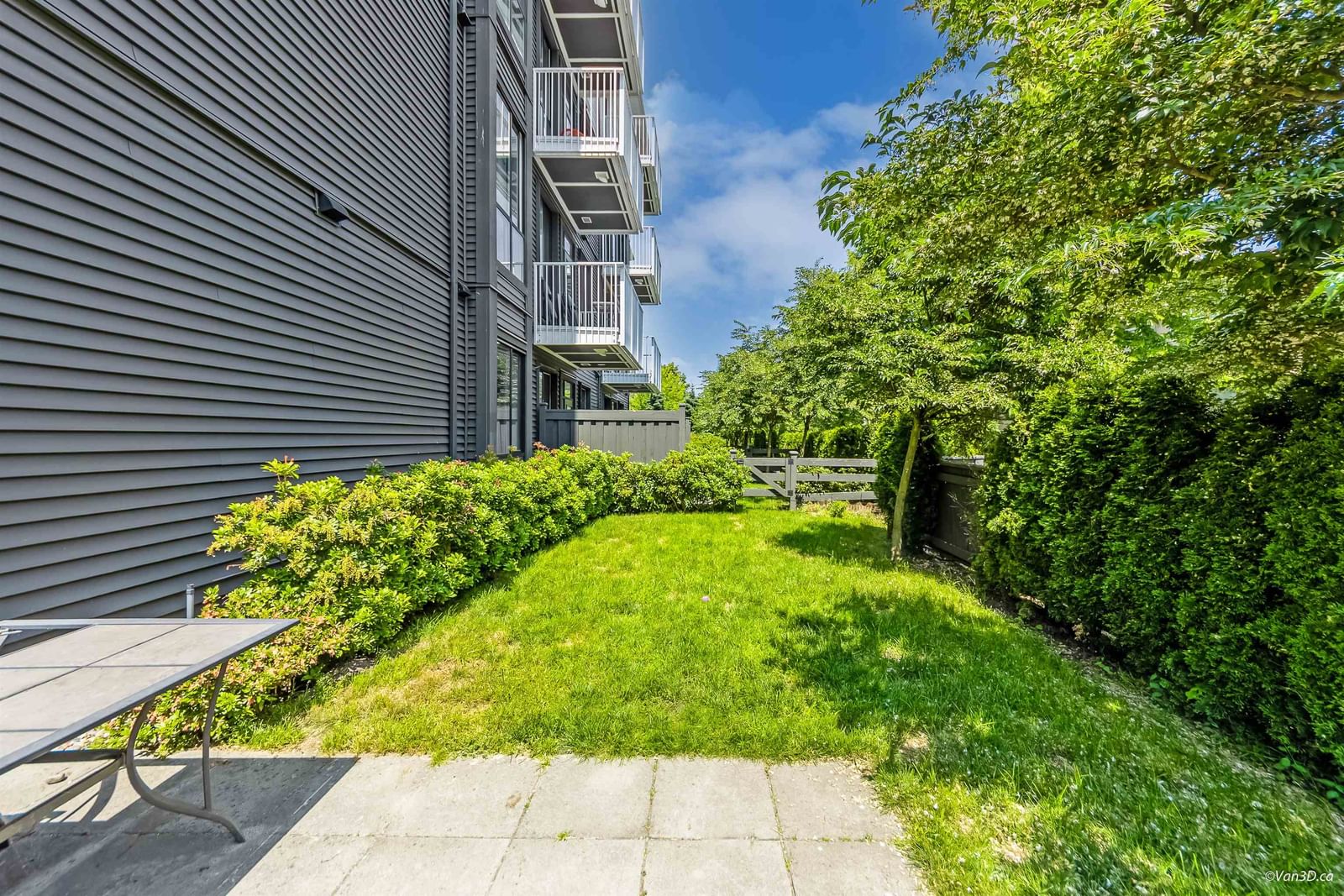 Listing Image 16