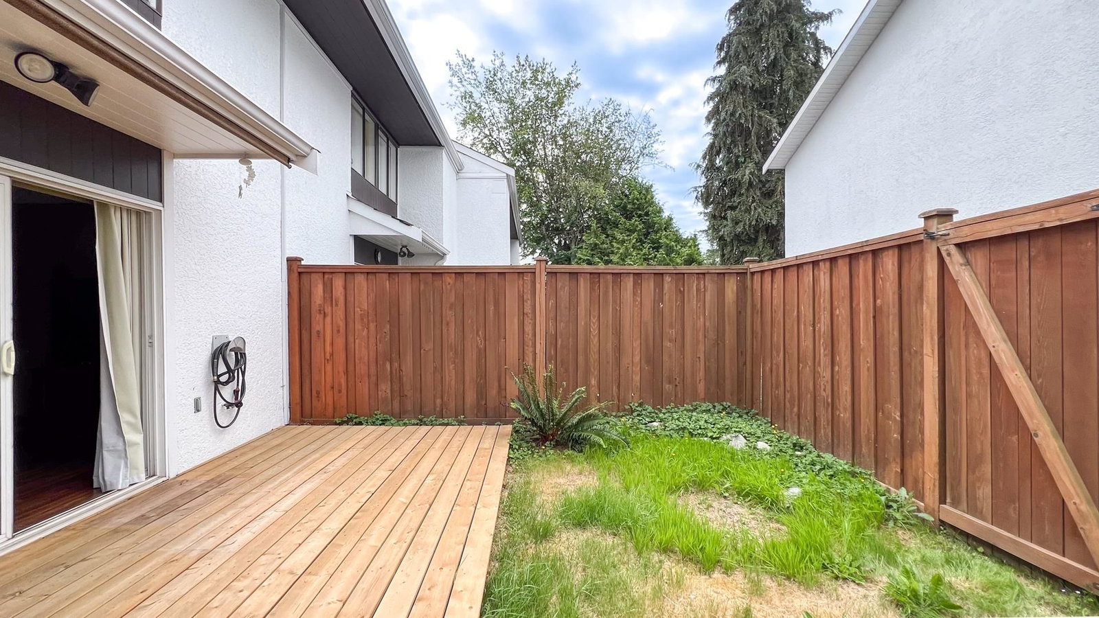 Listing Image 27