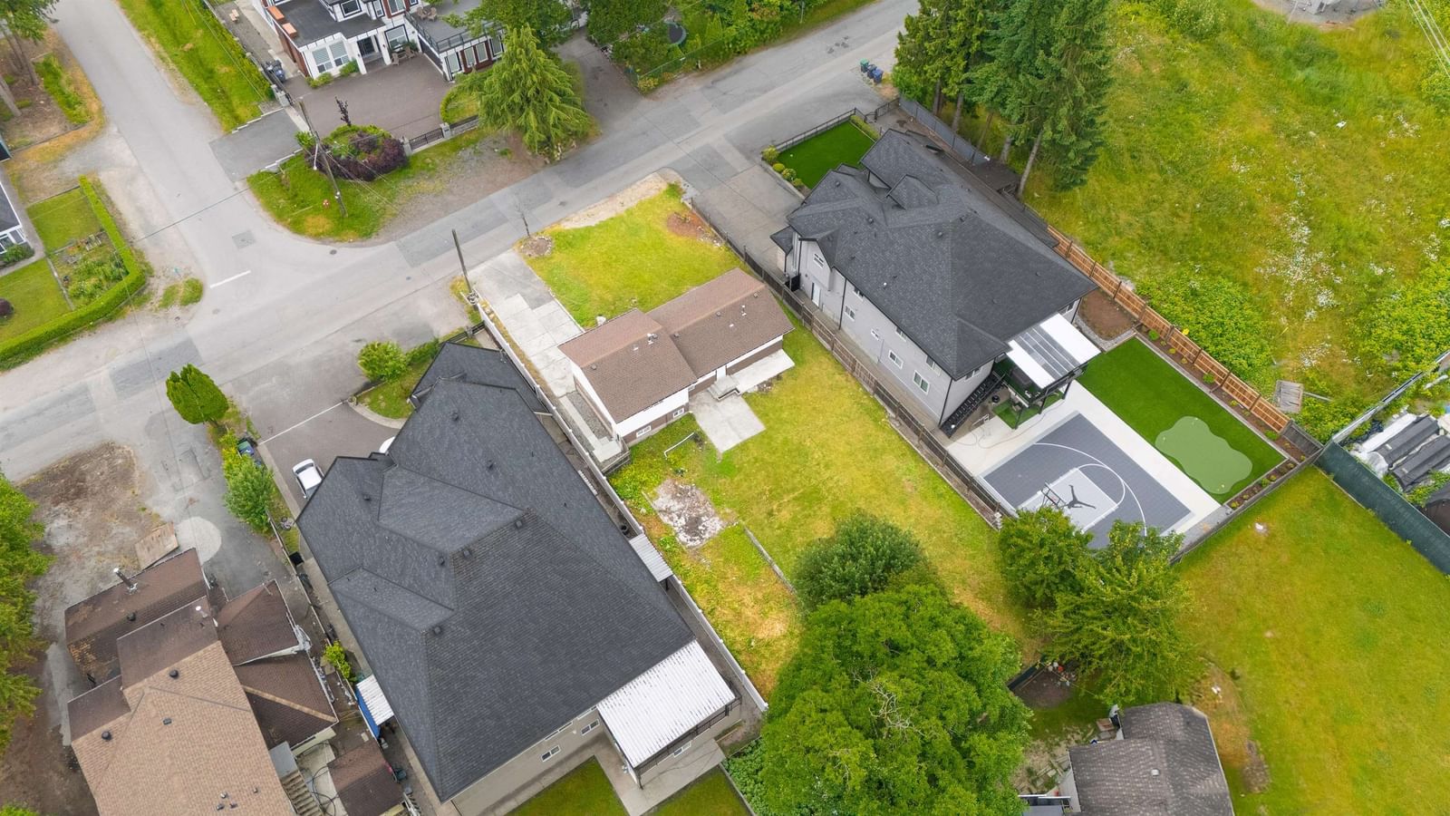 Listing Image 13