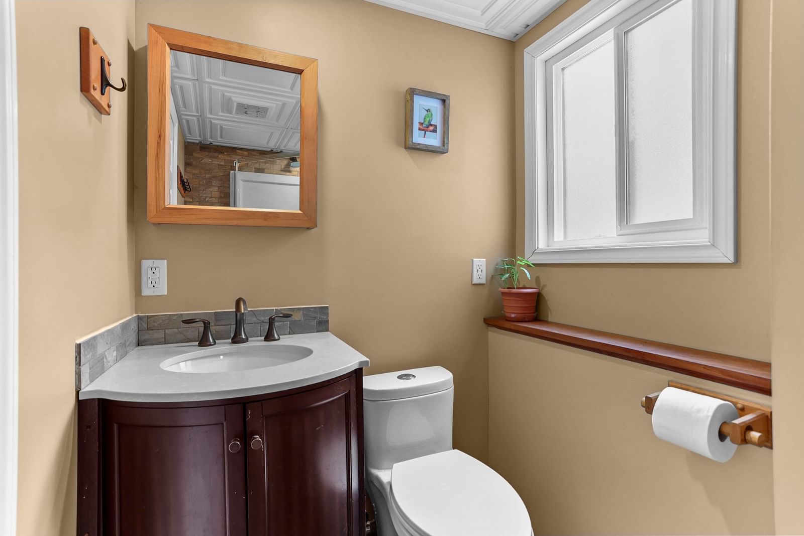 Listing Image 22