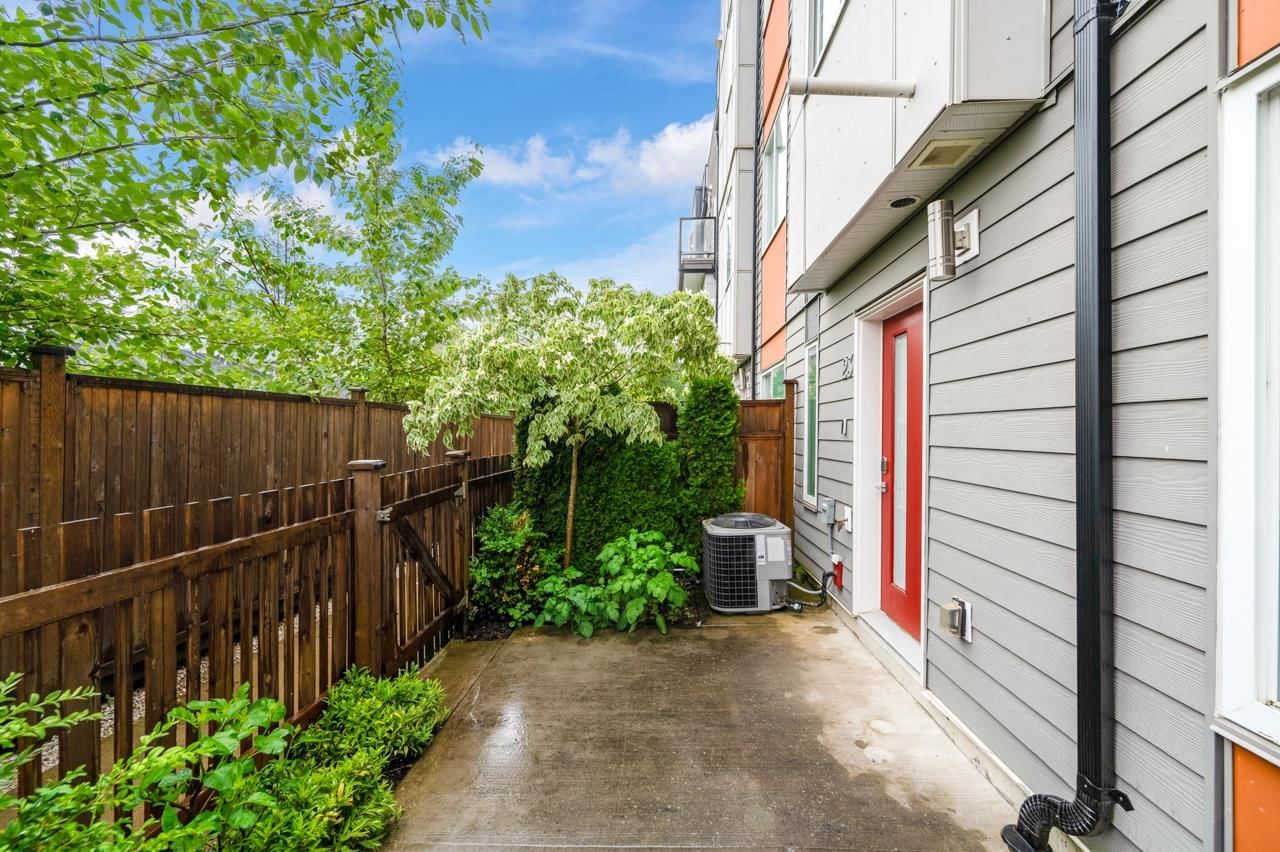 Listing Image 23