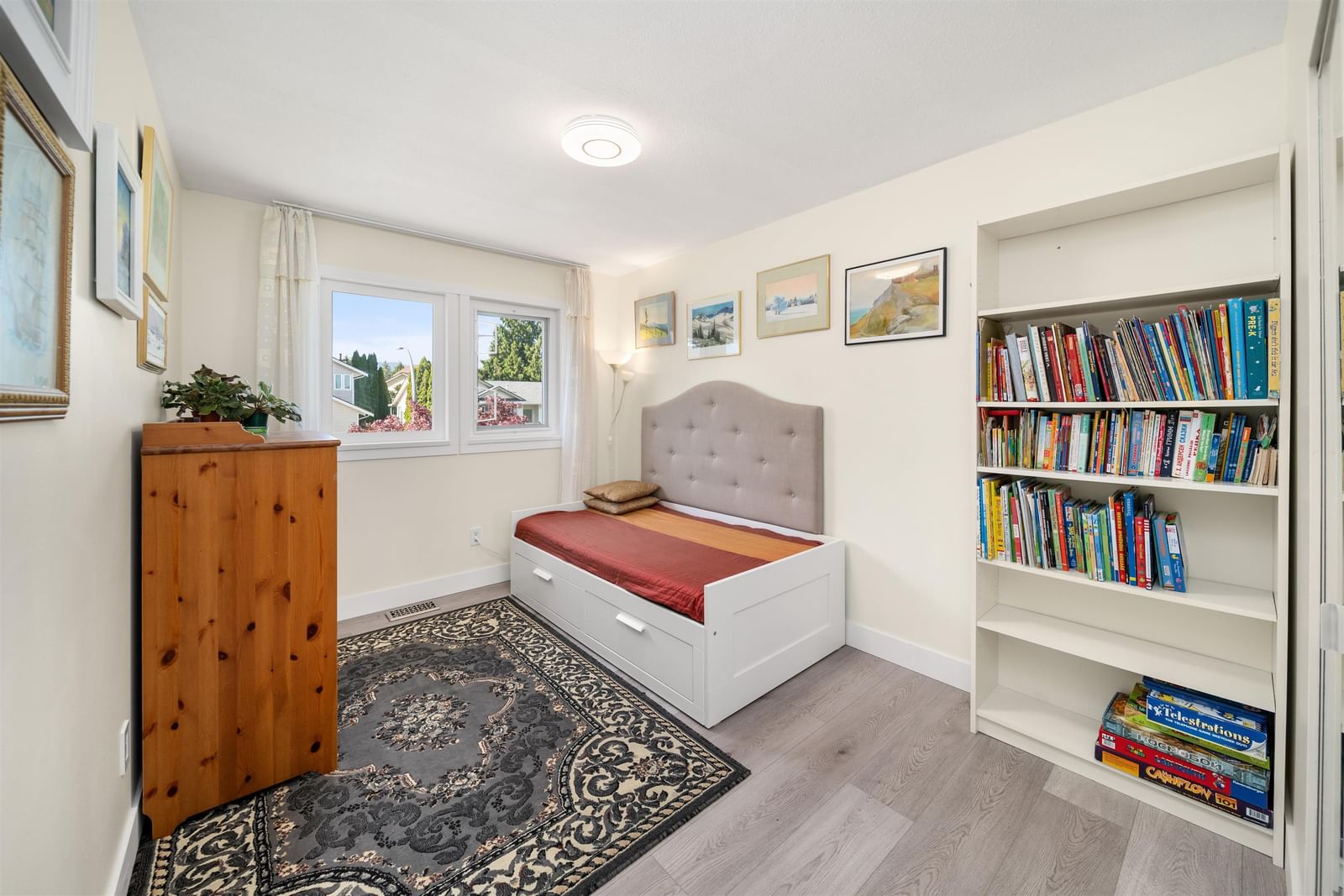Listing Image 15