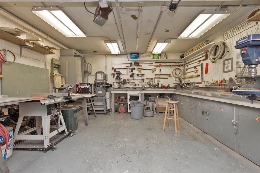 Listing Image 29