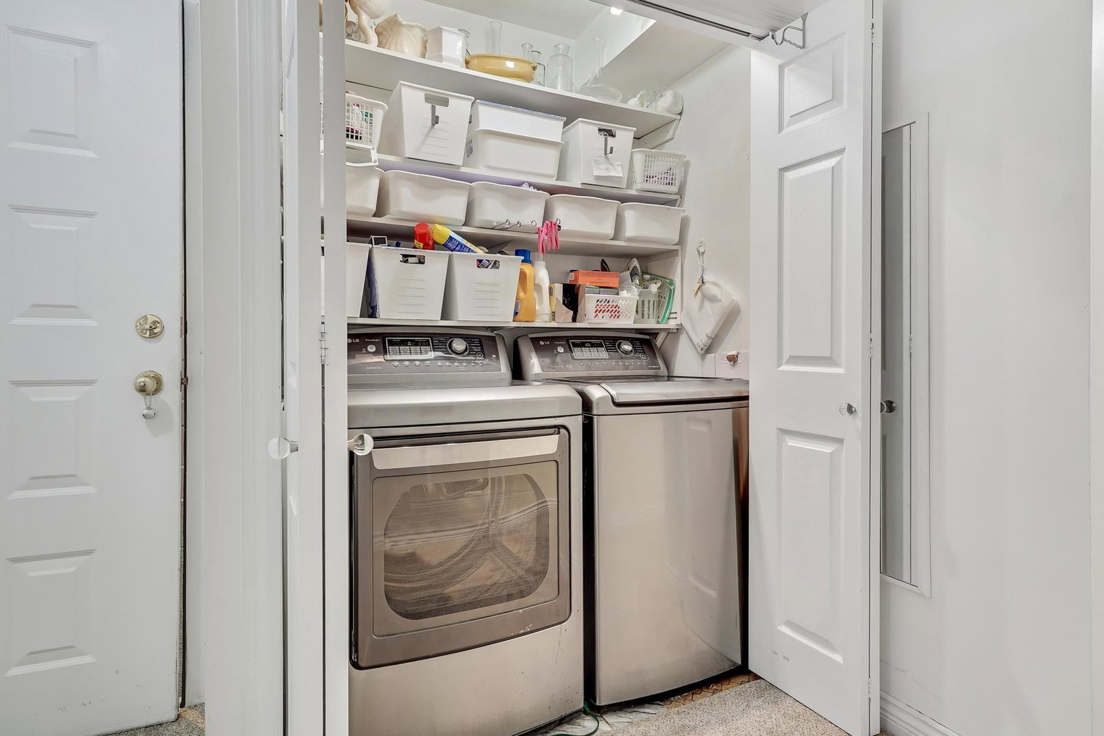 Listing Image 10