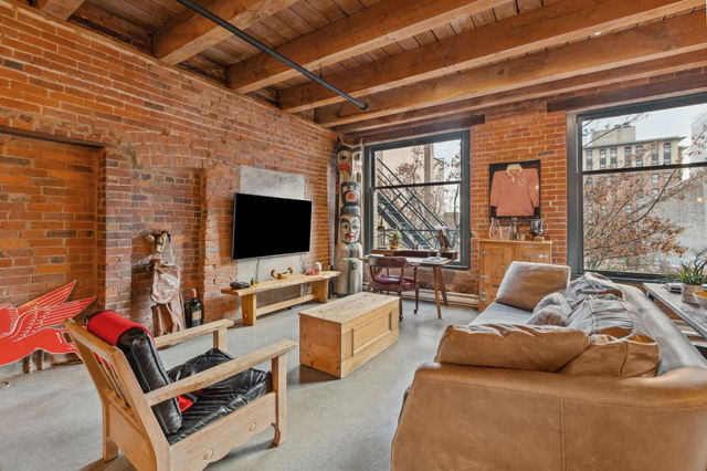 314 - 55 Cordova Street E