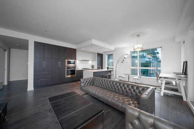 505 - 6677 Cambie Street
