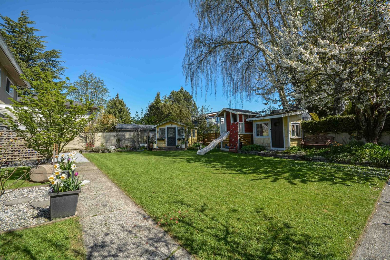 Listing Image 27