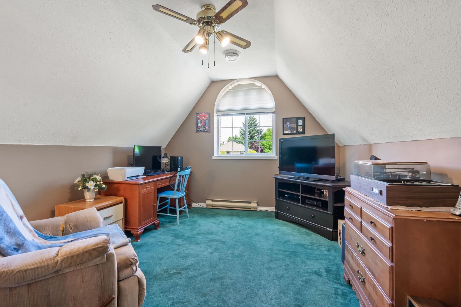 Listing Image 28