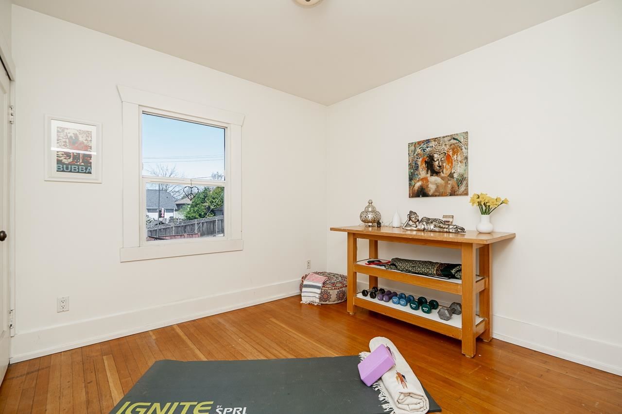 Listing Image 14