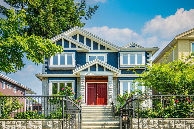 3394 Seaforth Drive