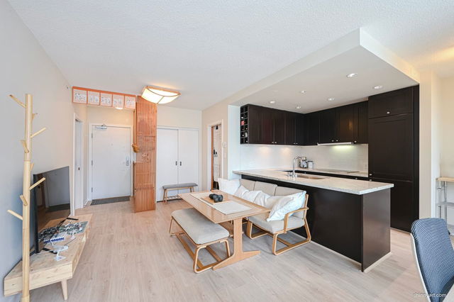 1403 - 821 Cambie Street