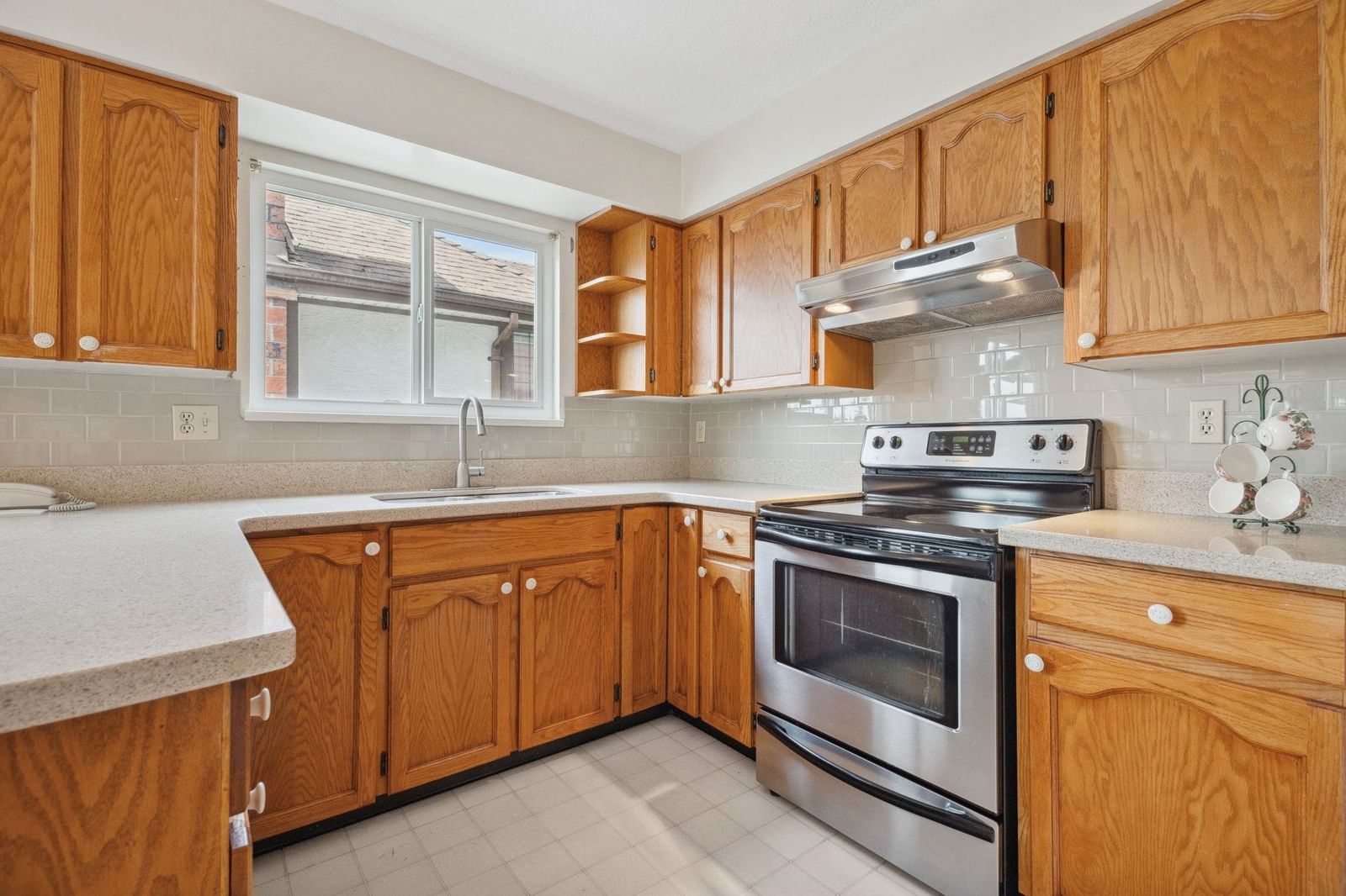 Listing Image 13