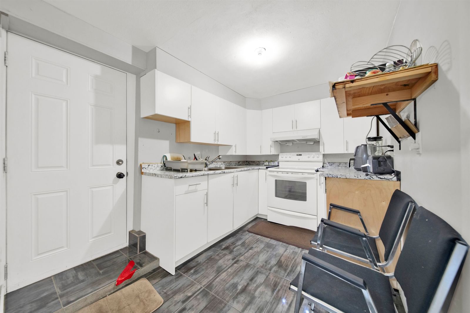 Listing Image 24