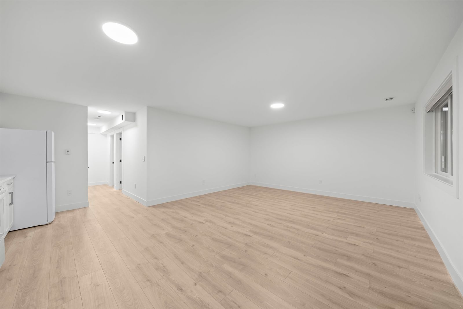 Listing Image 27