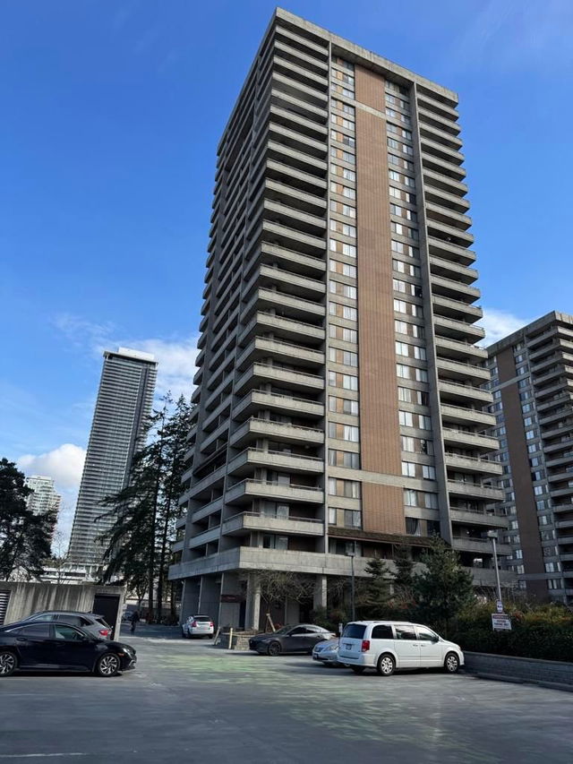 203 - 3755 Bartlett Court