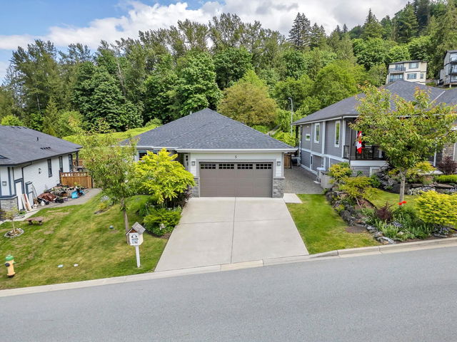 5 - 8295 Nixon Road