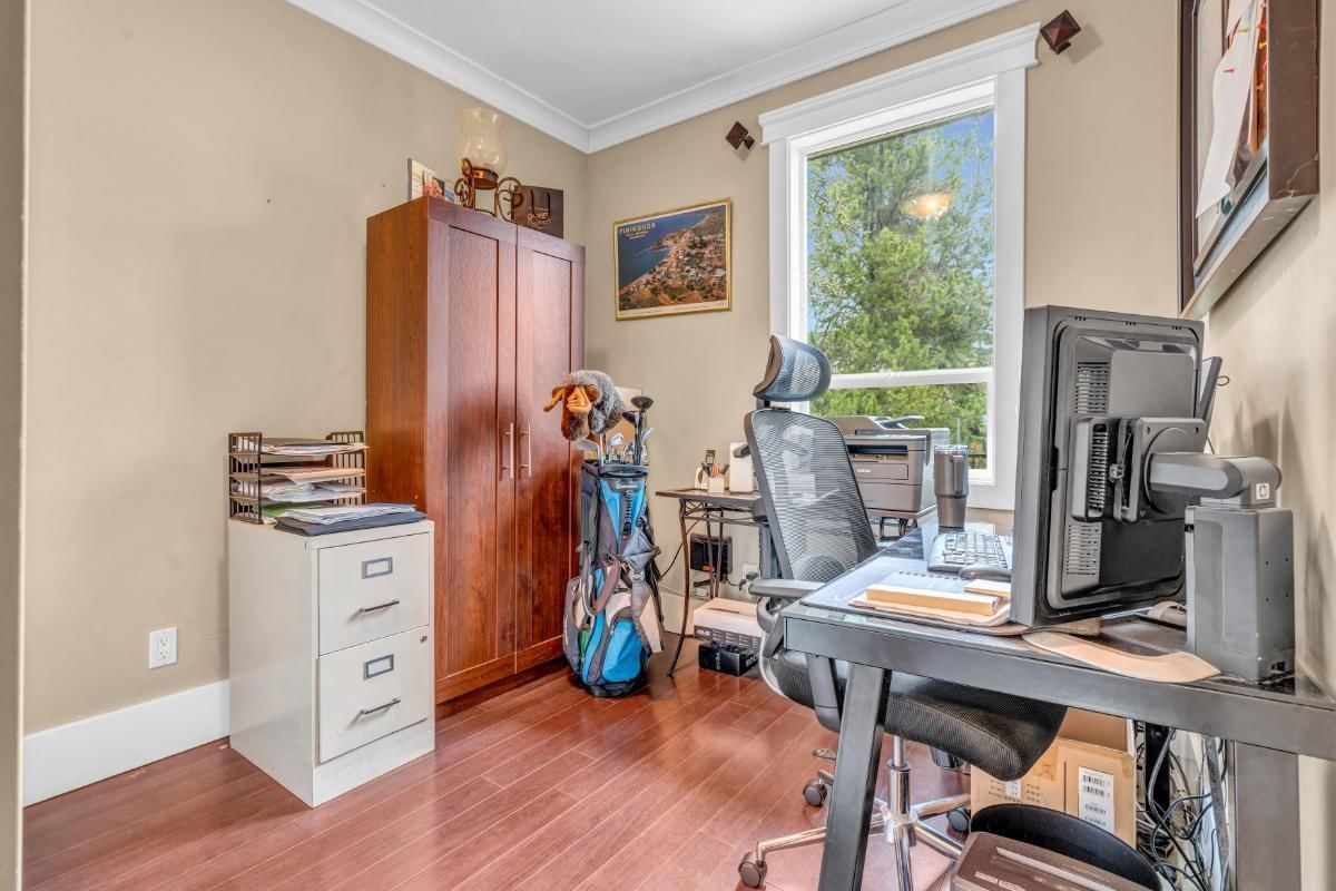 Listing Image 23