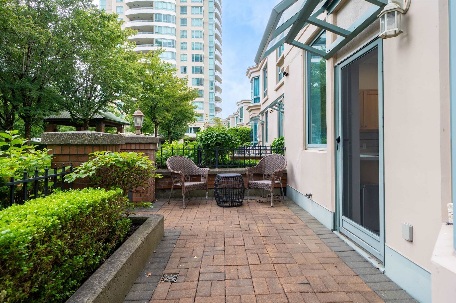 Listing Image 18