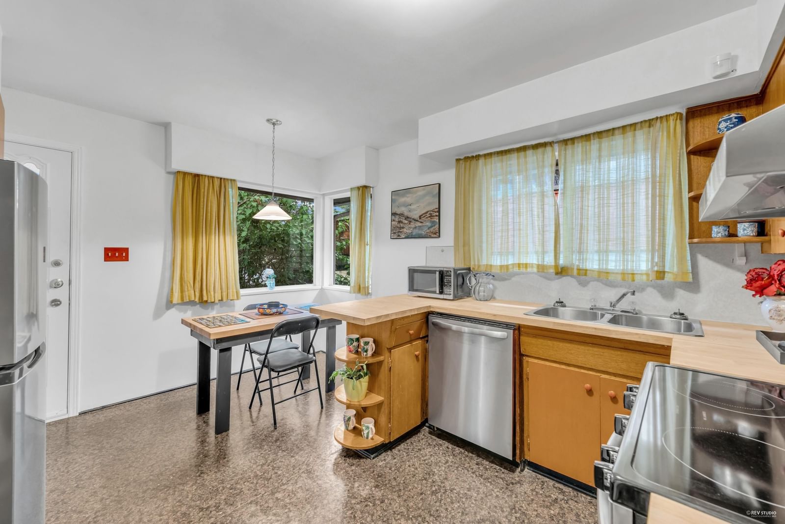 Listing Image 14