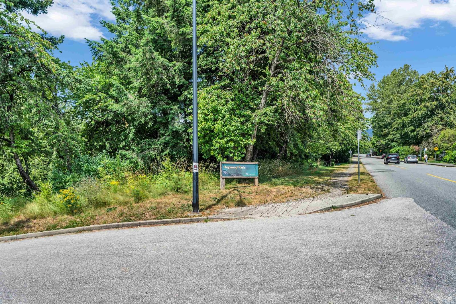 Listing Image 36