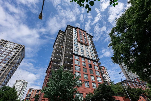 1202 - 833 Agnes Street