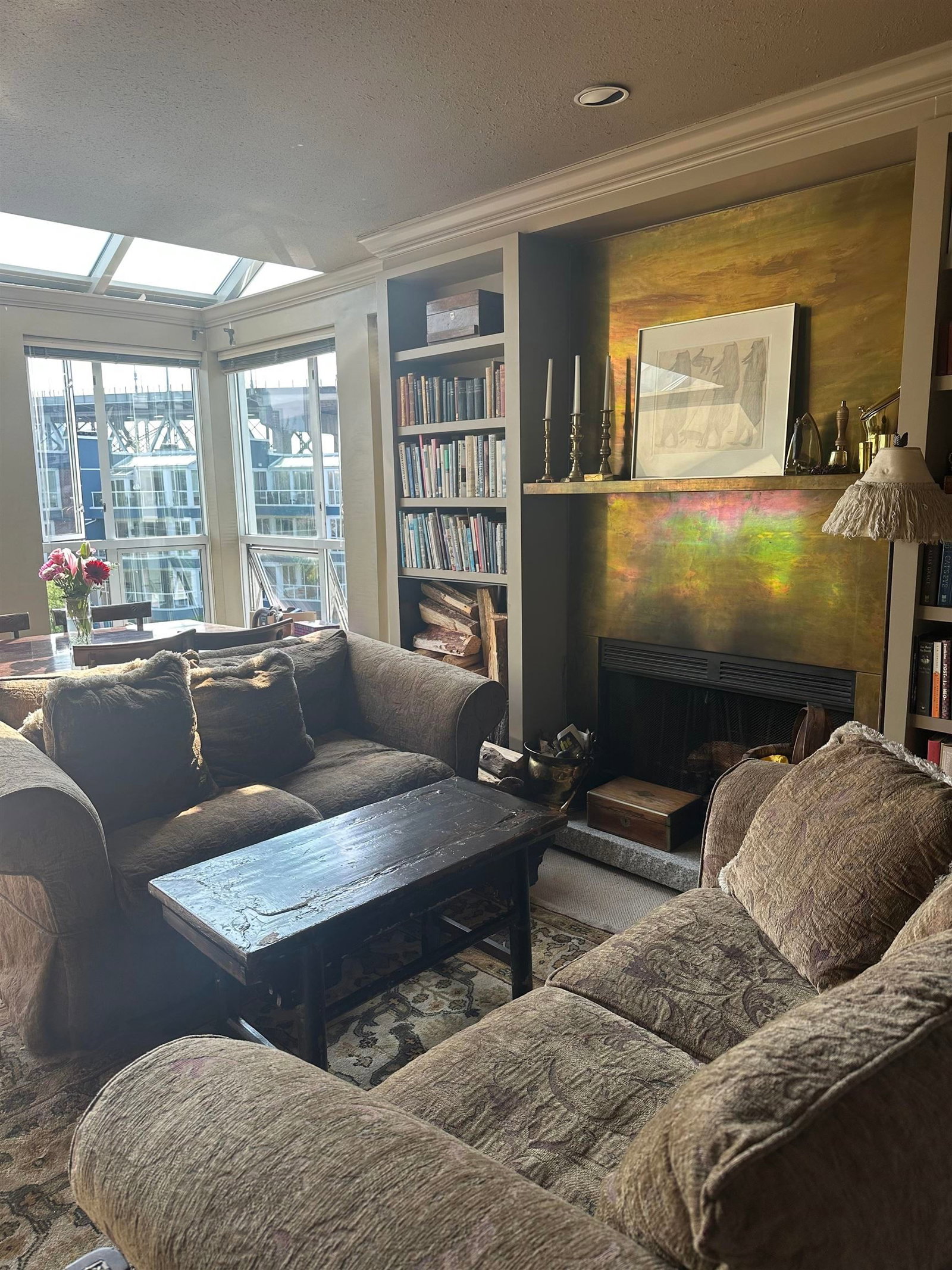 Listing Image 11