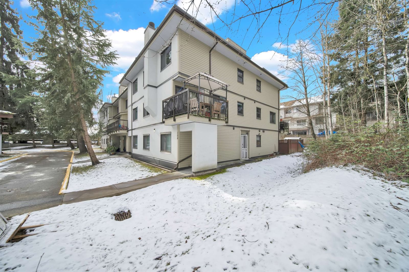 Listing Image 19