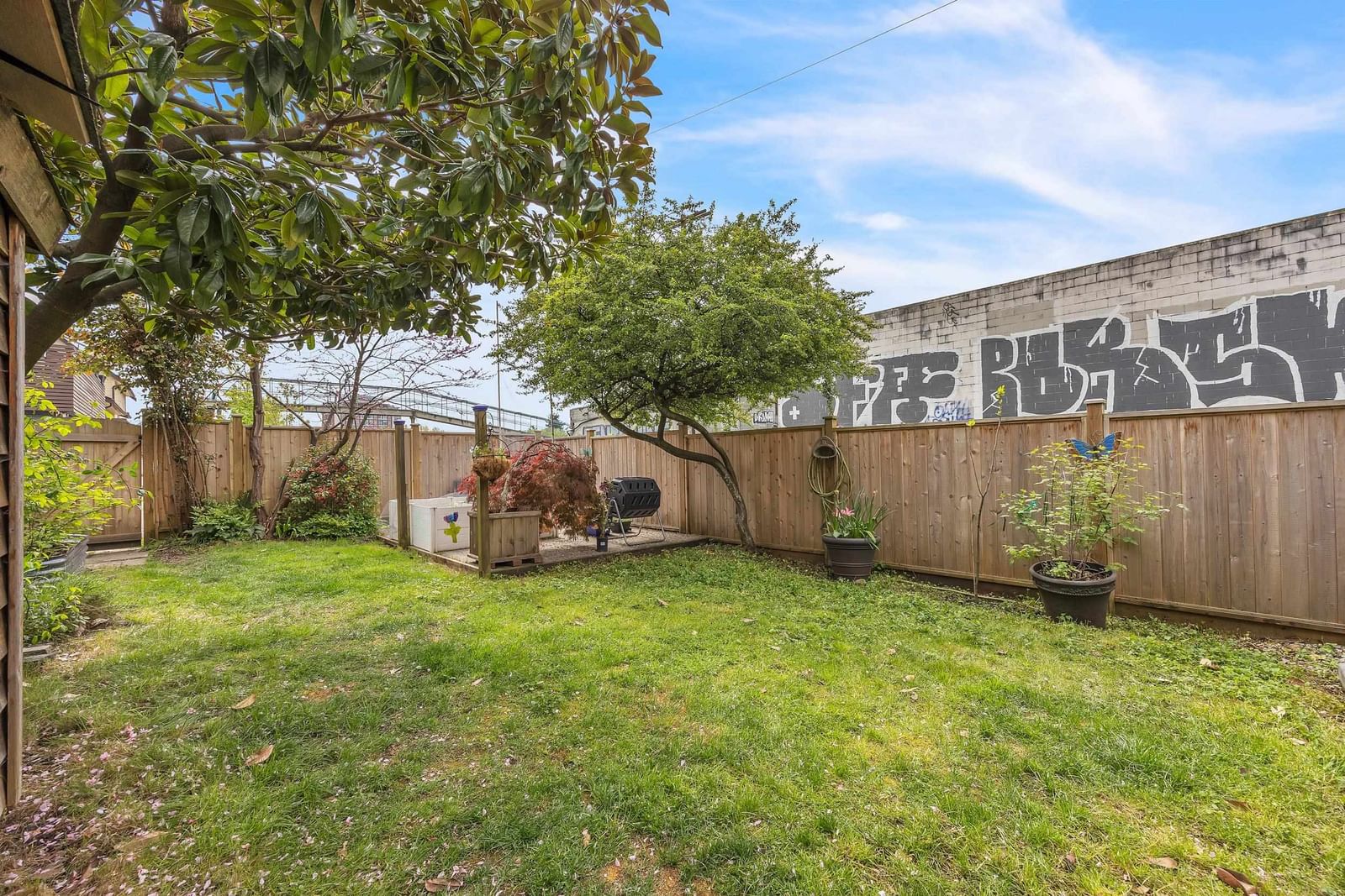 Listing Image 37