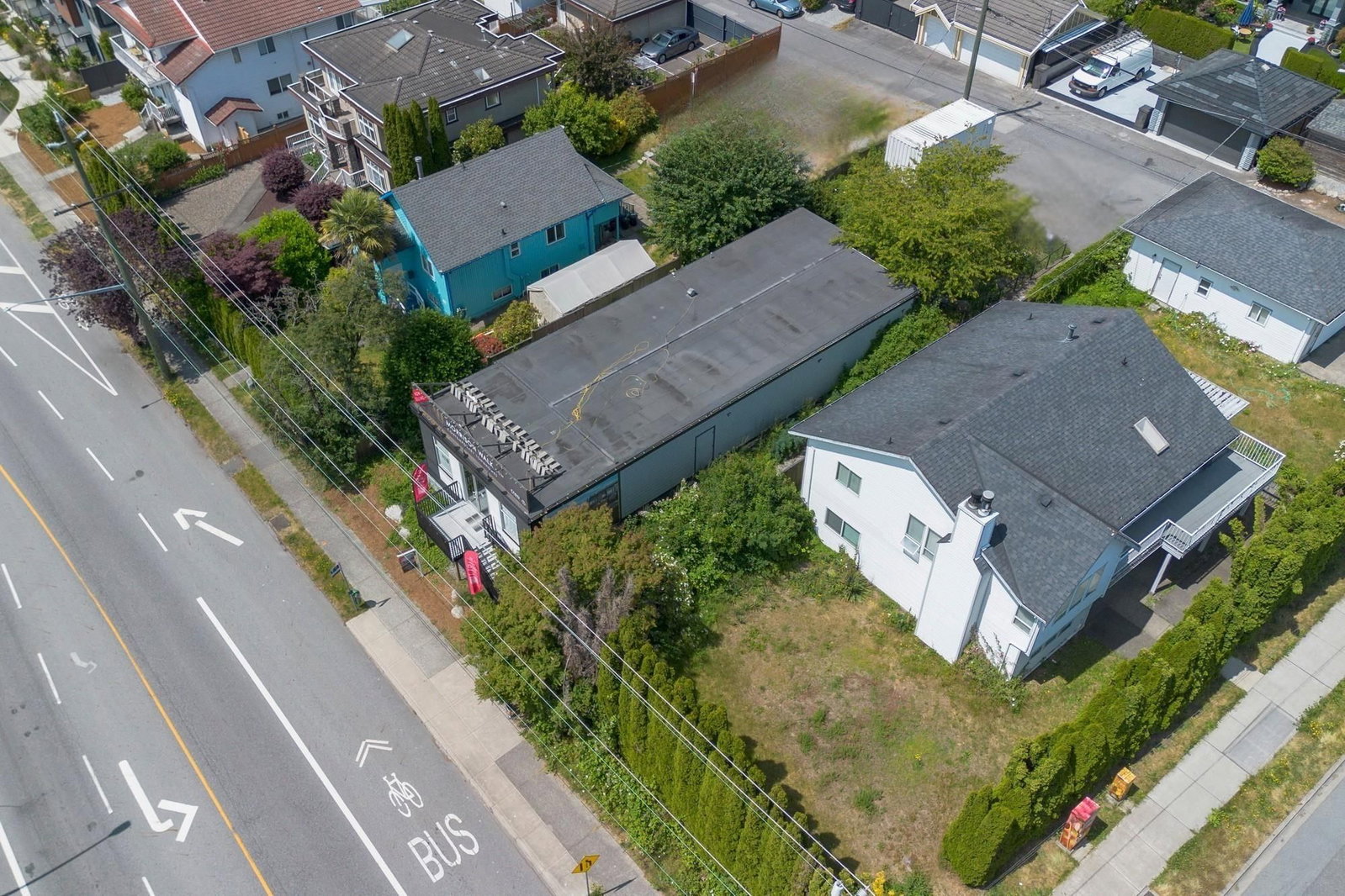 Listing Image 9