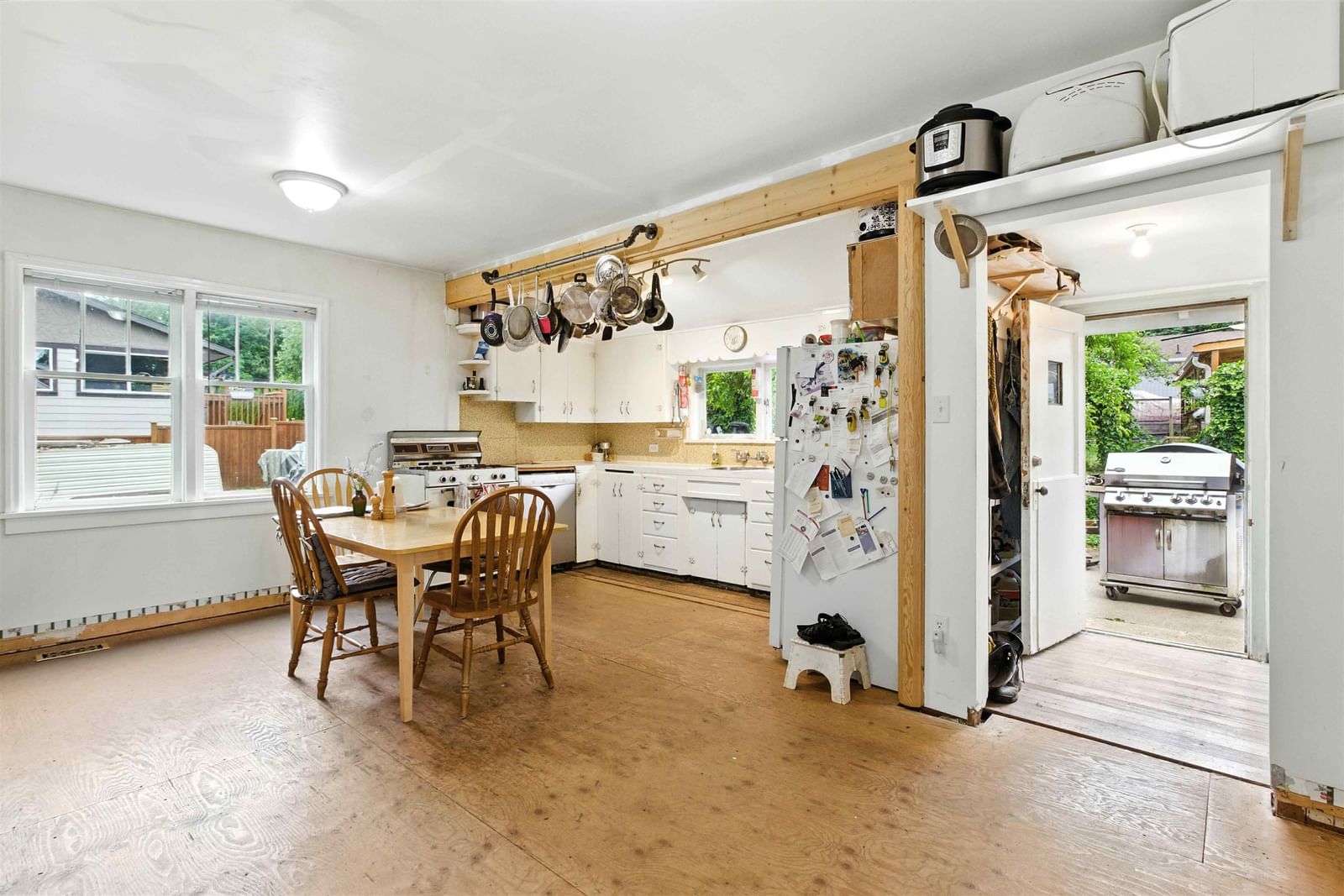 Listing Image 10
