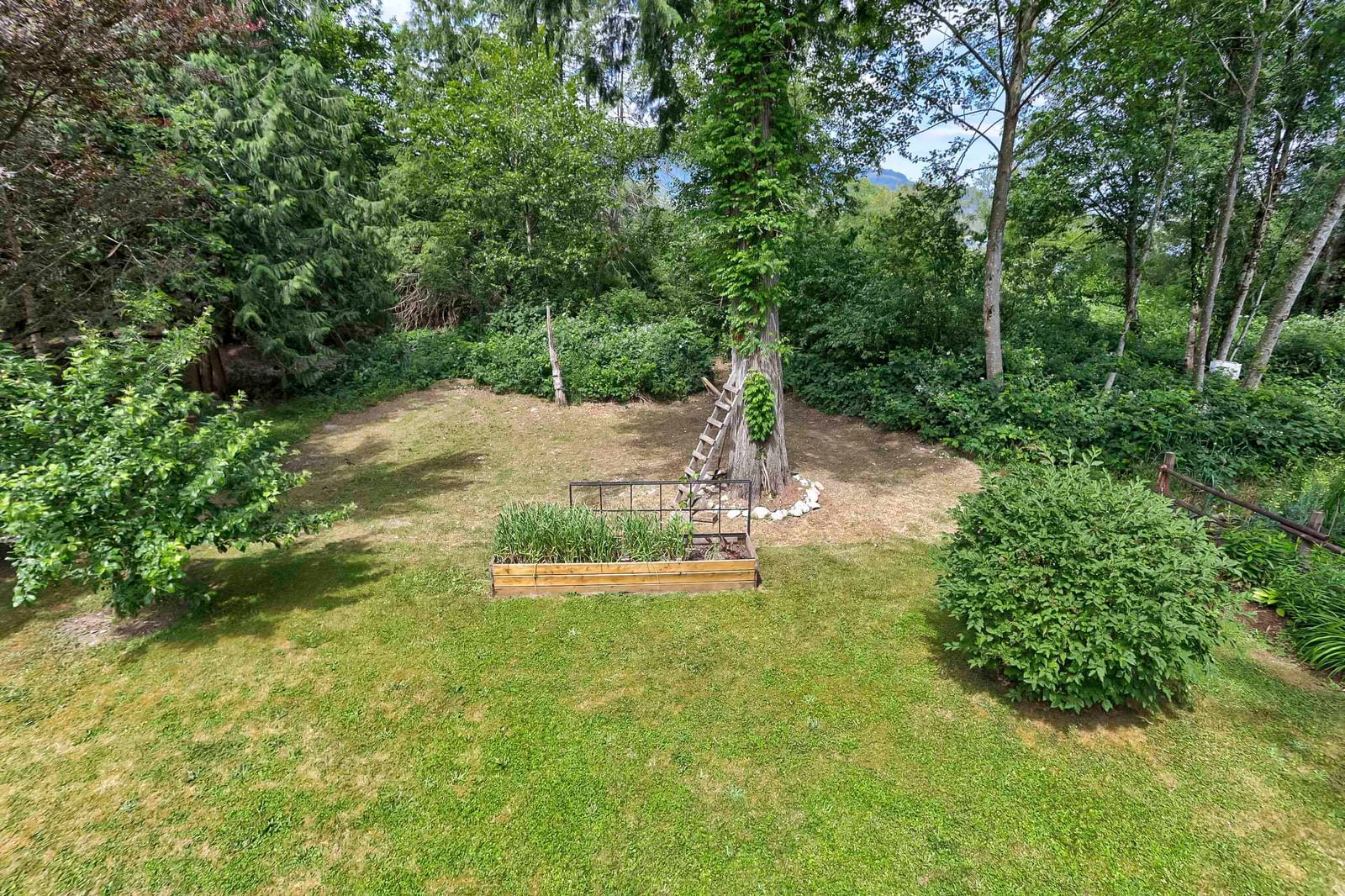 Listing Image 26