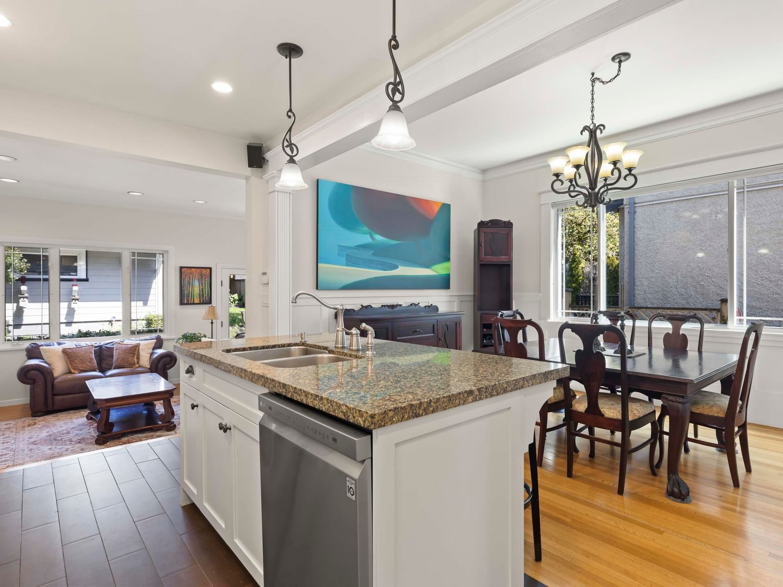 Listing Image 15
