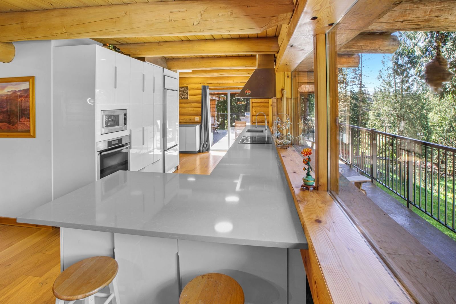 Listing Image 8