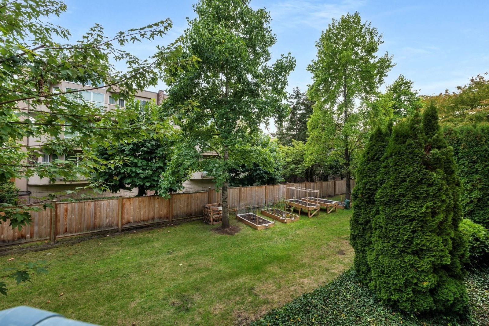 Listing Image 25