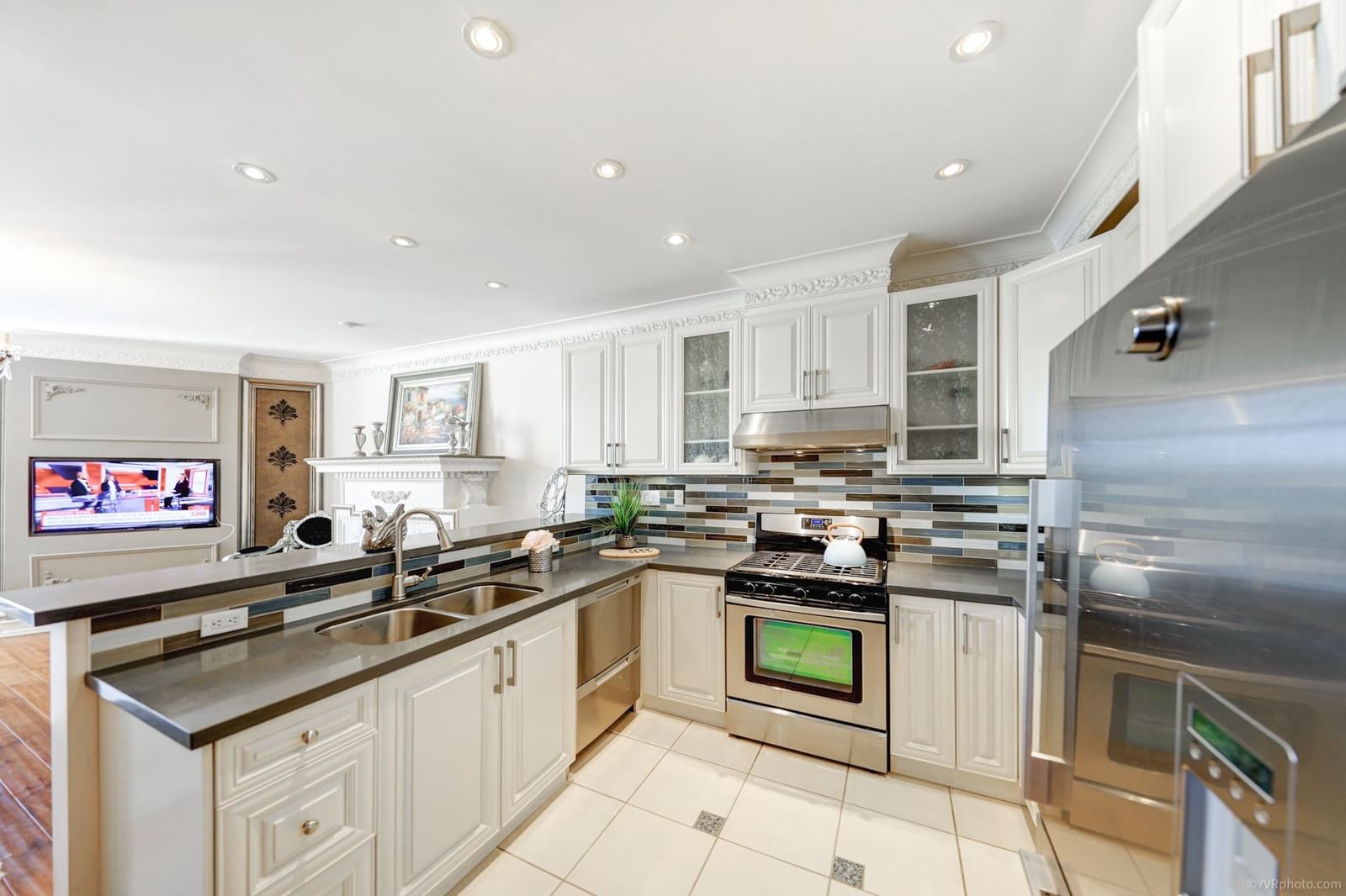 Listing Image 19
