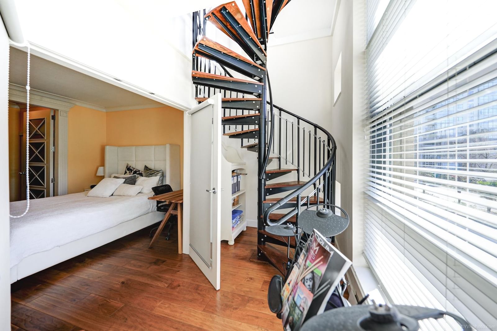 Listing Image 21